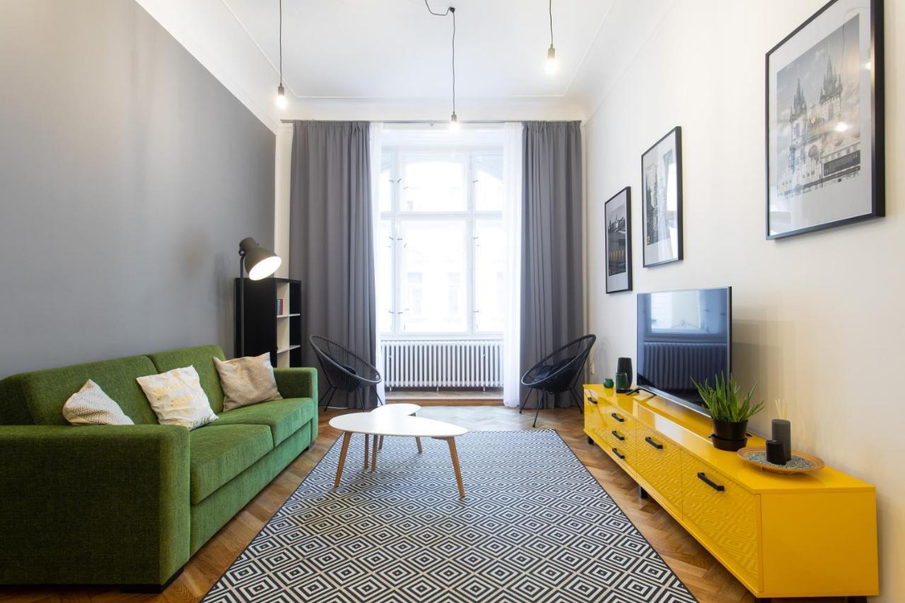 Spacious Apartments Near The River Praga Zewnętrze zdjęcie