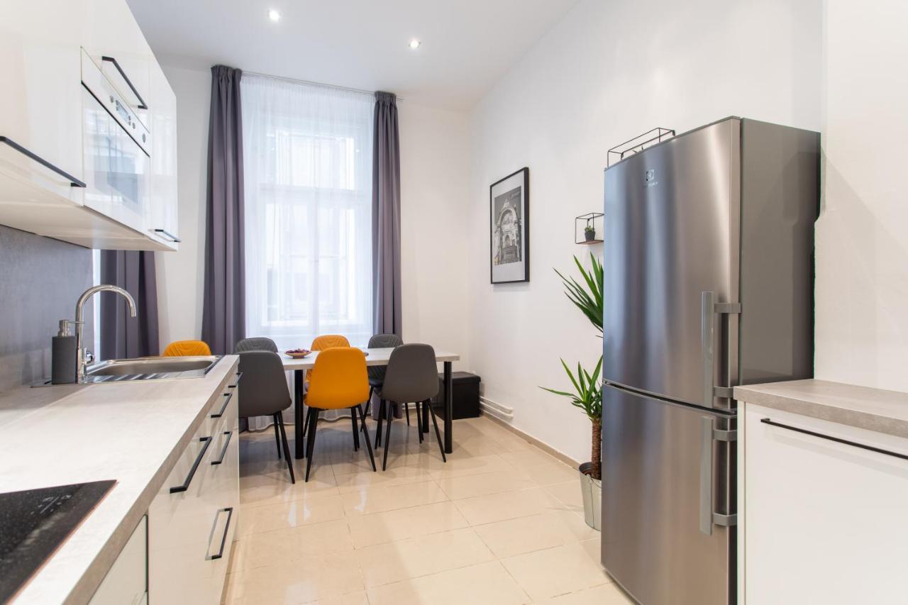 Spacious Apartments Near The River Praga Zewnętrze zdjęcie