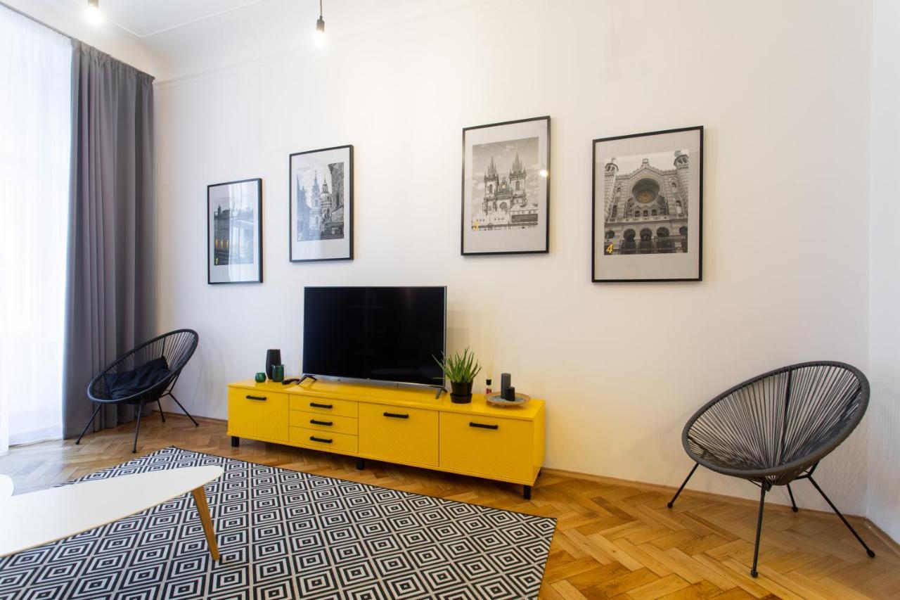 Spacious Apartments Near The River Praga Zewnętrze zdjęcie