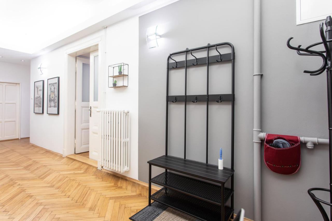 Spacious Apartments Near The River Praga Zewnętrze zdjęcie