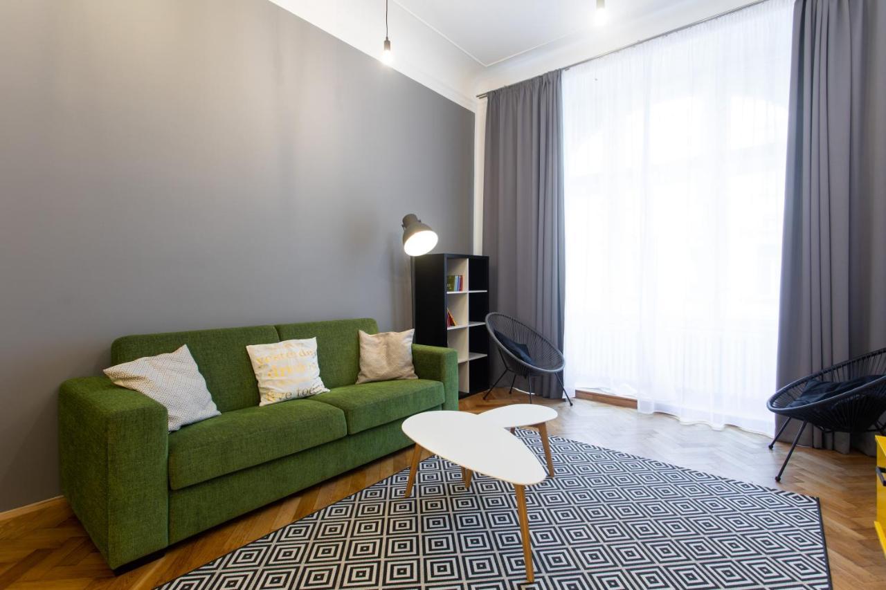 Spacious Apartments Near The River Praga Zewnętrze zdjęcie